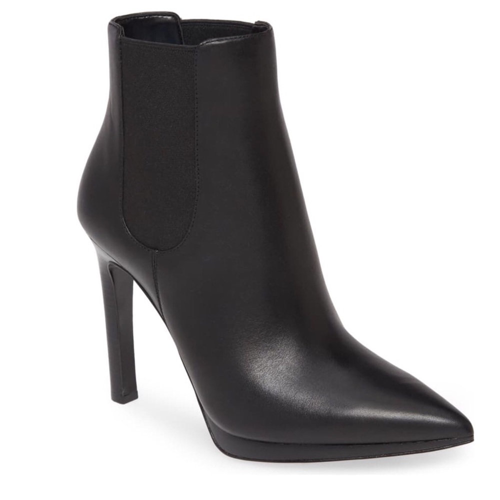 NEW Michael Kors Leather Brielle Bootie size 9
